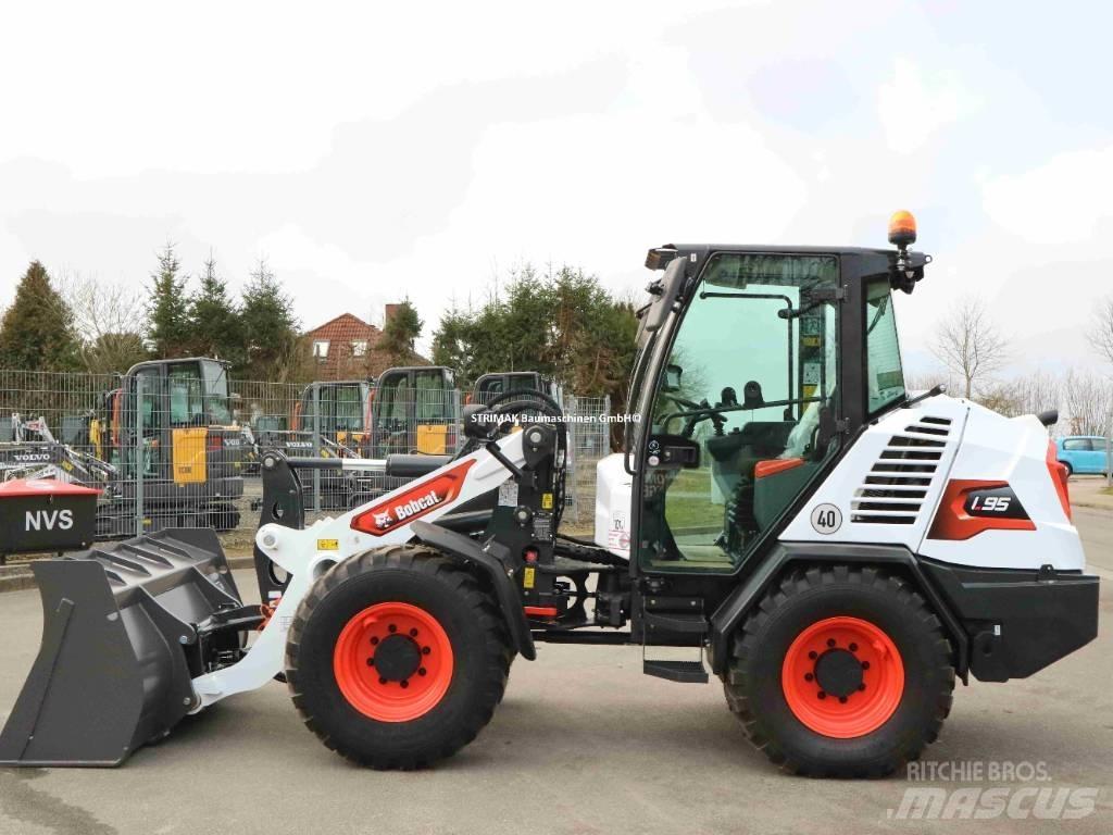 Bobcat L 95 Gumikerekes homlokrakodók