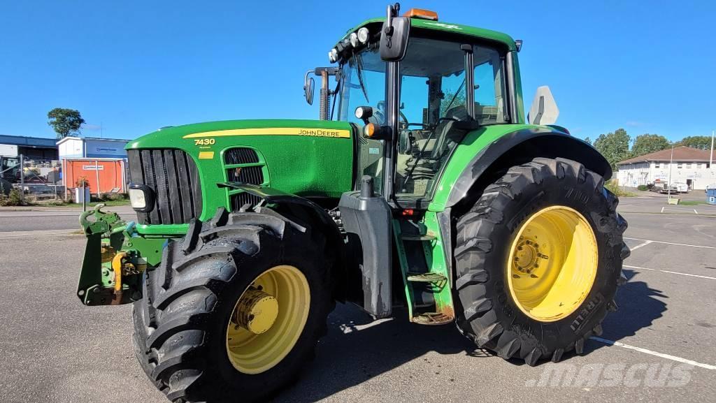 John Deere 7430 AP Traktorok