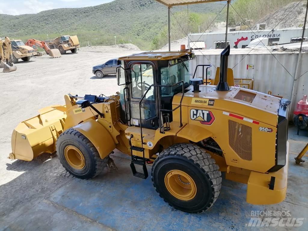 CAT 950 GC Gumikerekes homlokrakodók