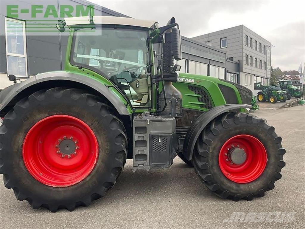 Fendt 828 vario Traktorok