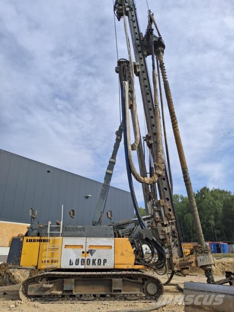 Liebherr LRB255 Cölöp fúrók