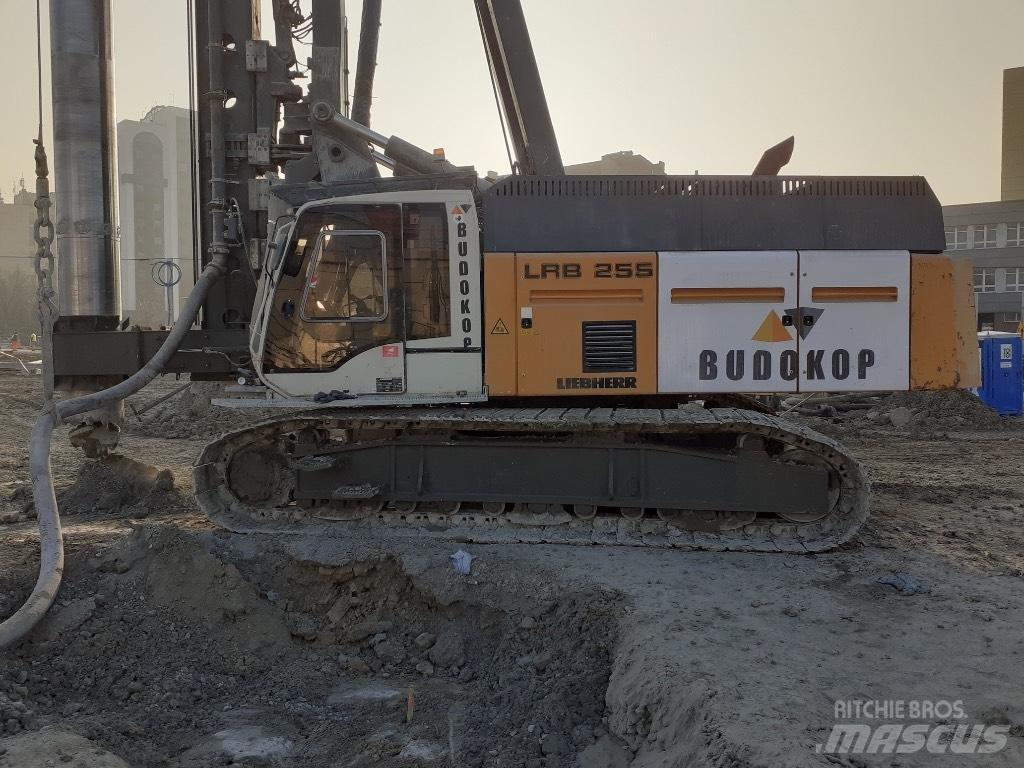 Liebherr LRB255 Cölöp fúrók