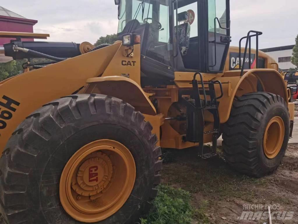 CAT 966h Gumikerekes homlokrakodók