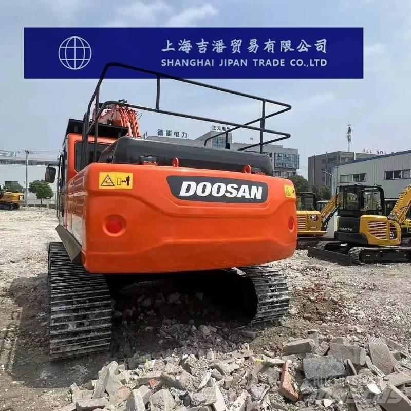 Doosan DX 300 Lánctalpas kotrók