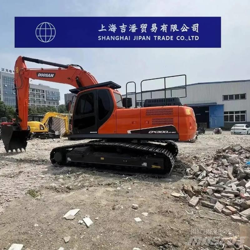 Doosan DX 300 Lánctalpas kotrók