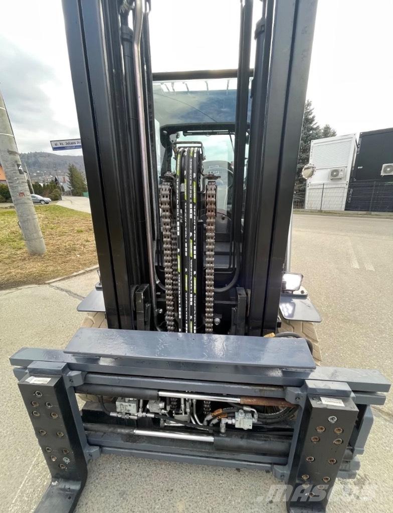 Toyota FVA450 Gázüzemű targoncák