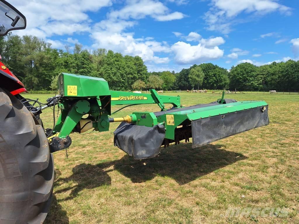 John Deere 328 Öntöző Kaszák