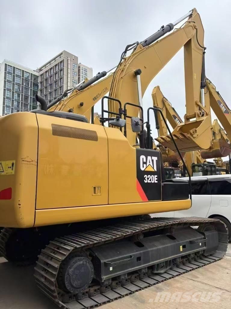 CAT 320 E Lánctalpas kotrók