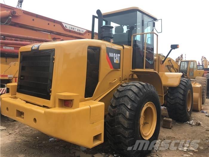 CAT 966 H Gumikerekes homlokrakodók