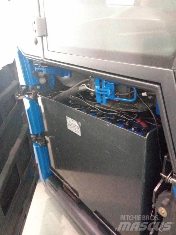 Linde E 80 Elektromos targoncák