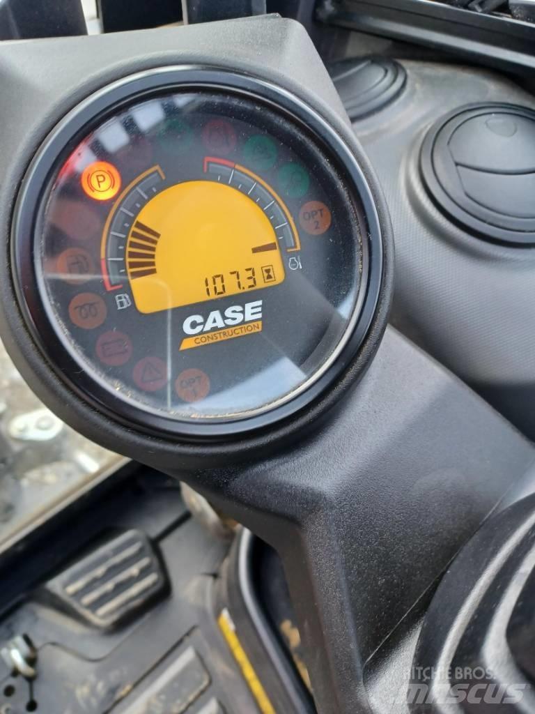 CASE CX 19 D Mini kotrók < 7t
