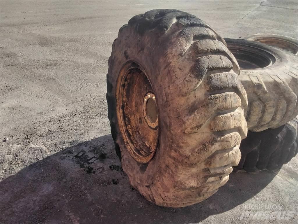 Nokian Els 17,5x25 Gumiabroncsok, kerekek és felnik