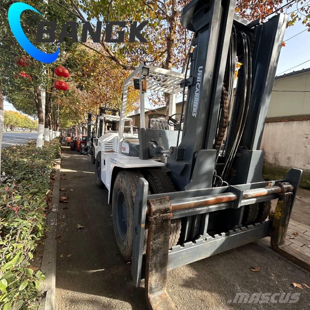 TCM FD100 Dízel targoncák