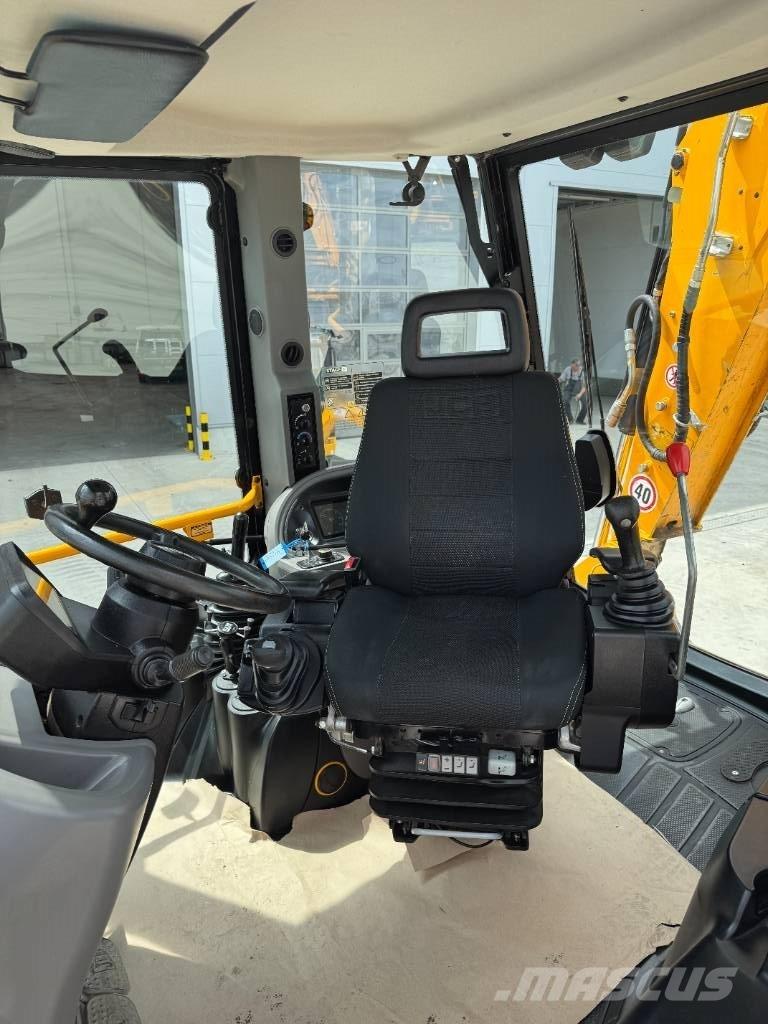 JCB 4 CX Pro Kotrórakodók