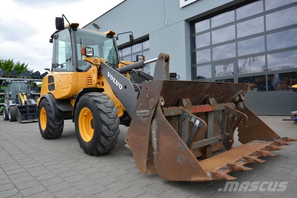 Volvo L 25 F Z Gumikerekes homlokrakodók