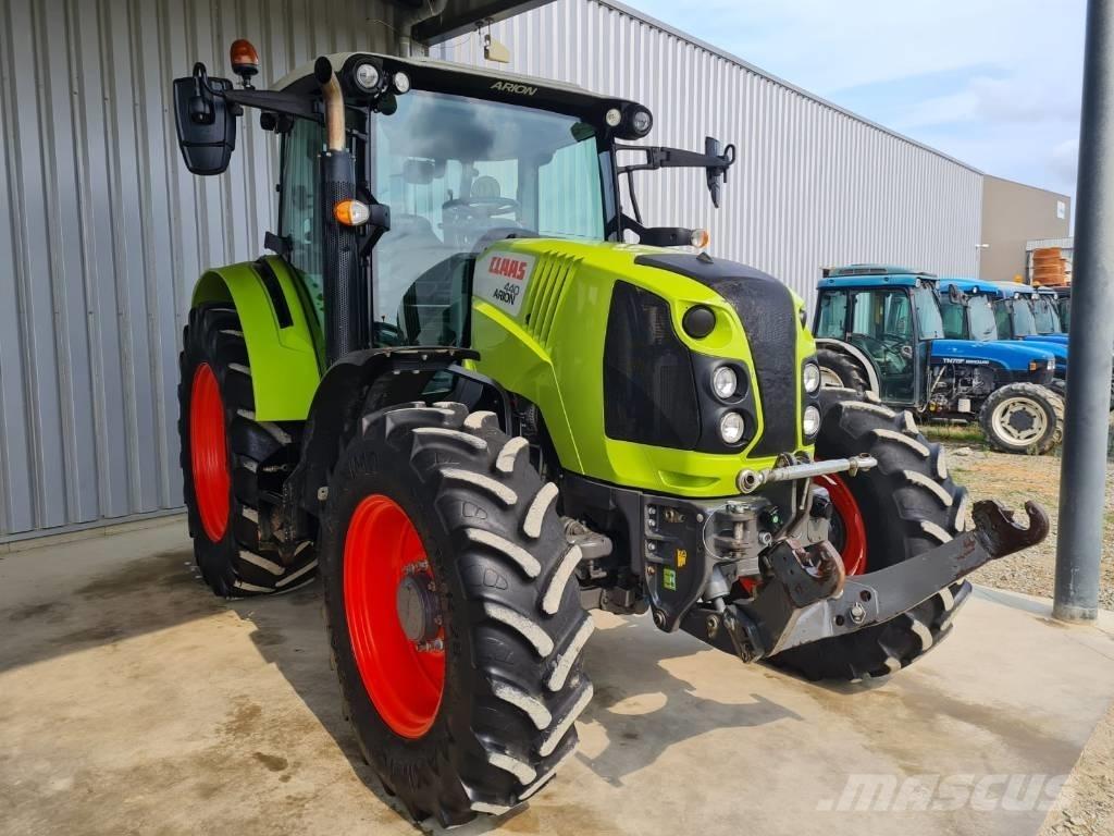CLAAS Arion 440 CIS Traktorok
