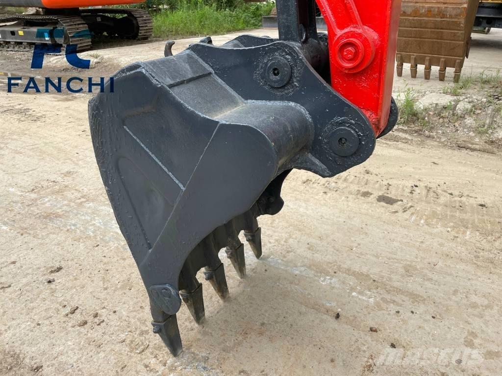 Kubota kx165 Lánctalpas kotrók