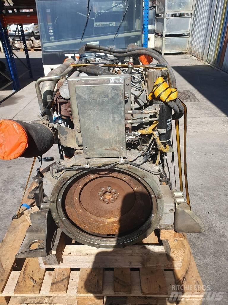 Liebherr D924 TIE A4 Motorok