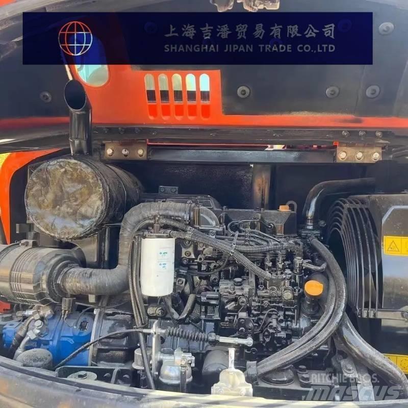 Doosan DX 60 Lánctalpas kotrók