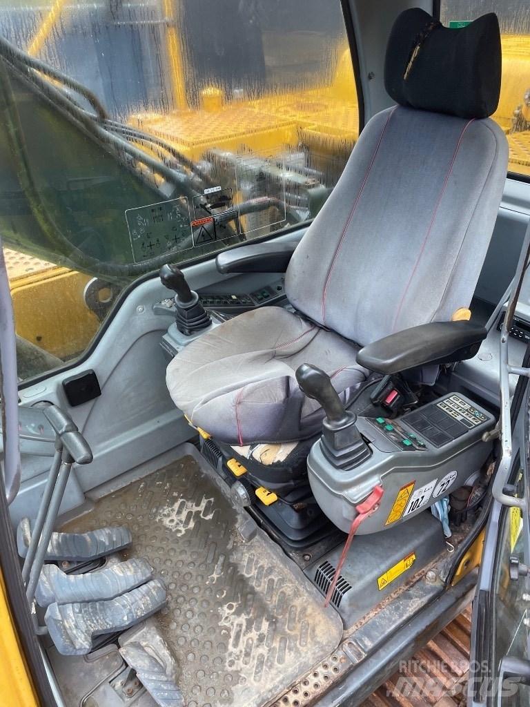 Volvo EC210B Lánctalpas kotrók