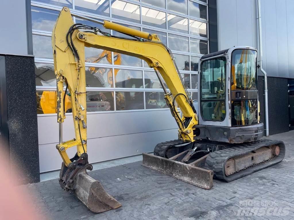 New Holland E50.2 Mini kotrók < 7t