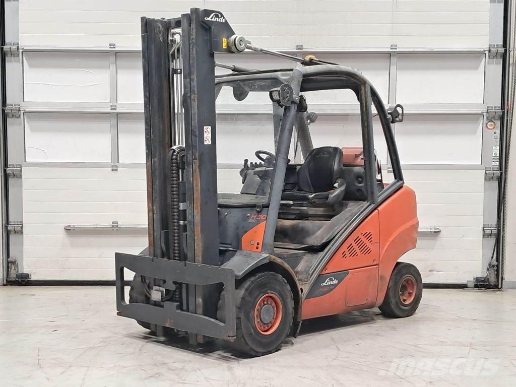 Linde H30T-02 Gázüzemű targoncák