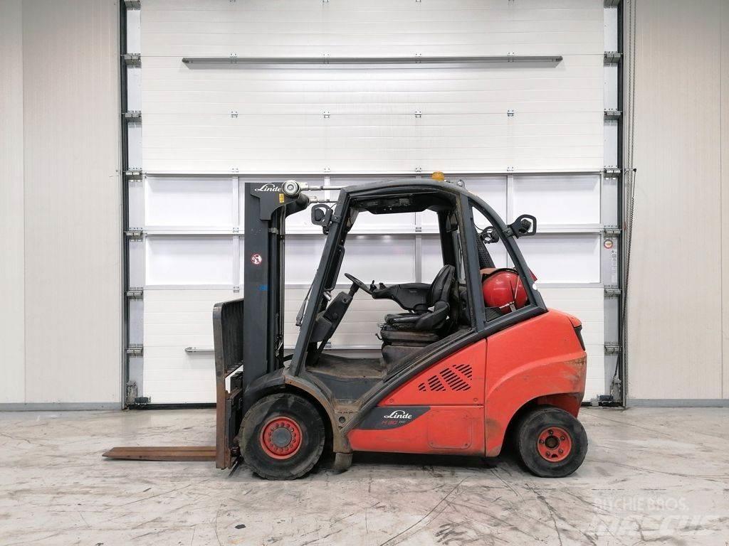 Linde H30T-02 Gázüzemű targoncák