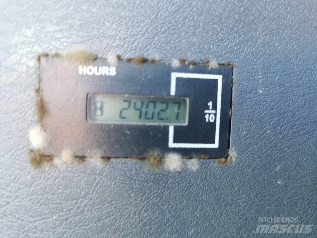Hyundai HX 145 LCR Lánctalpas kotrók