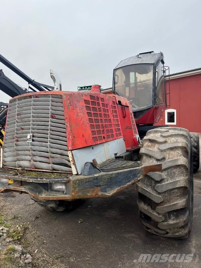 Valmet 921 Betakarítók