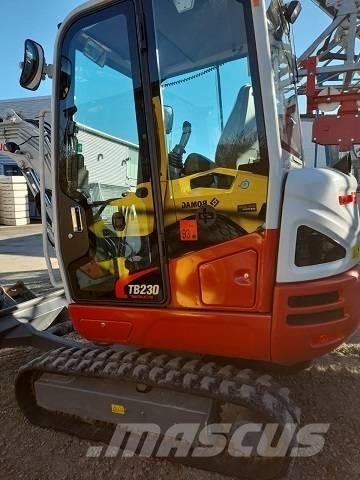 Takeuchi TB 230 Mini kotrók < 7t