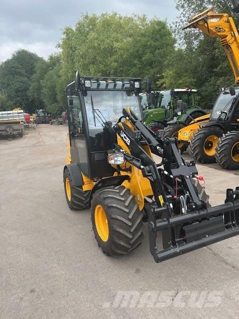 JCB 403 PLUS Teleszkópos mezőgazdasági rakodók