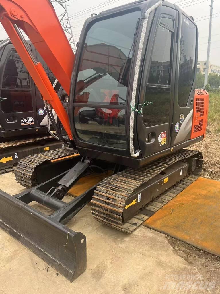 Hitachi ZX 60 Mini kotrók < 7t