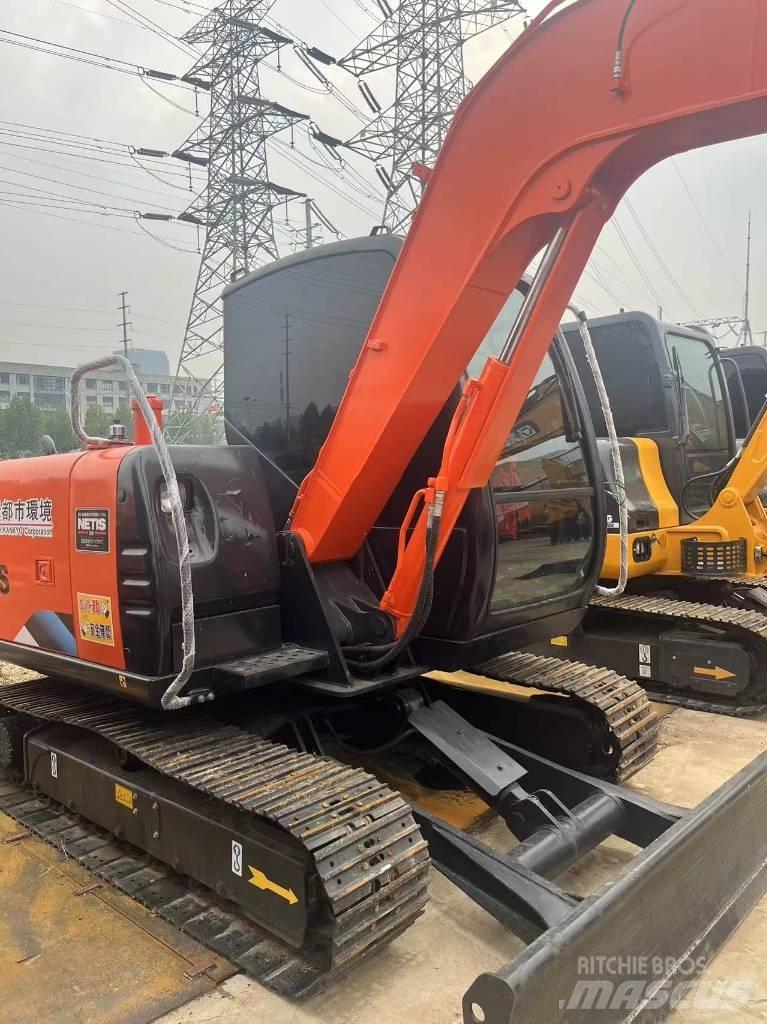 Hitachi ZX 60 Mini kotrók < 7t