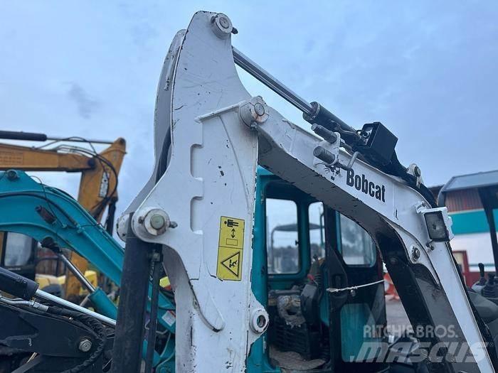 Bobcat E26 Mini kotrók < 7t