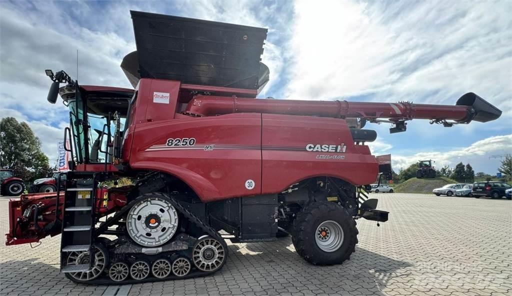 Case IH AF 8250 Kombájnok