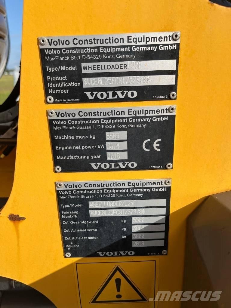 Volvo L 25 F Gumikerekes homlokrakodók