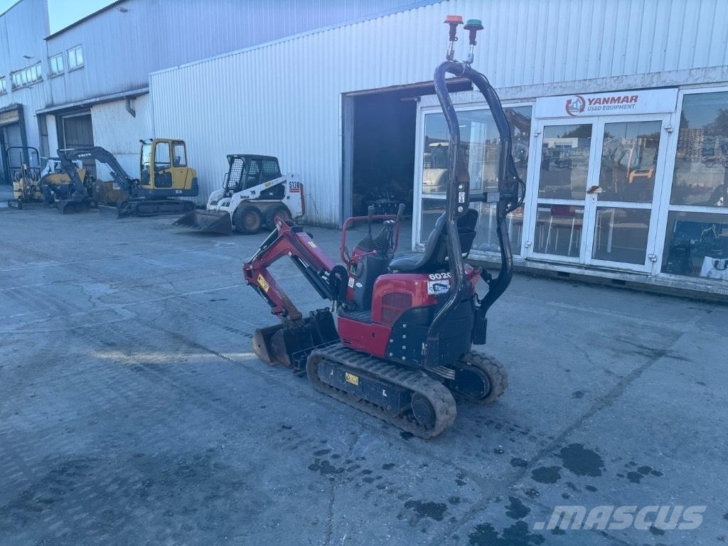Yanmar SV08 (1F117) Mini kotrók < 7t