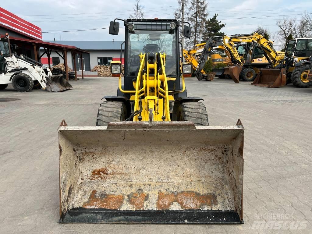 Wacker Neuson WL 37 Gumikerekes homlokrakodók