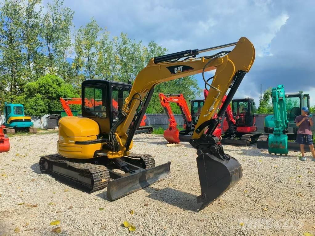 CAT 305 CR Mini kotrók < 7t
