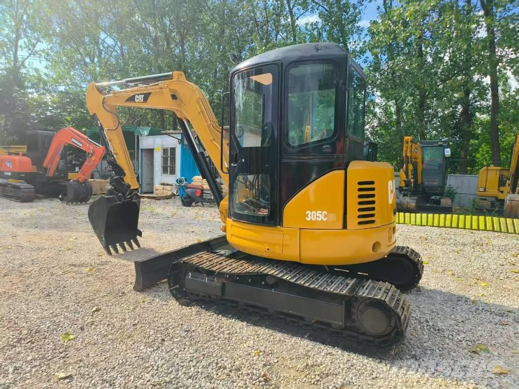 CAT 305 CR Mini kotrók < 7t