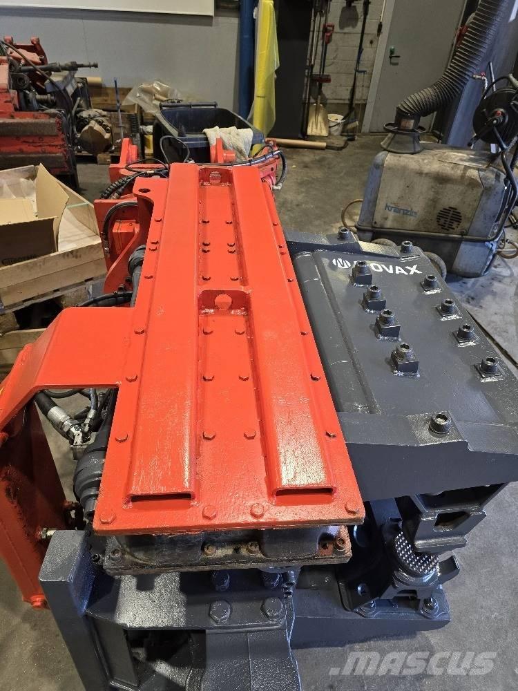 Movax SG-75V Vibrátoros cölöpverő