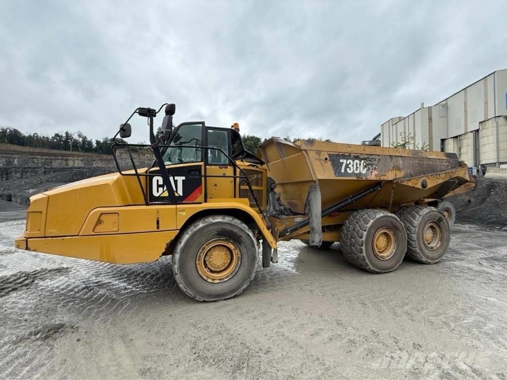 CAT 730C Csuklósdömperek