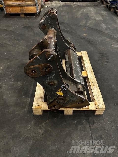 CASE 721 F Gyors csatlakozók
