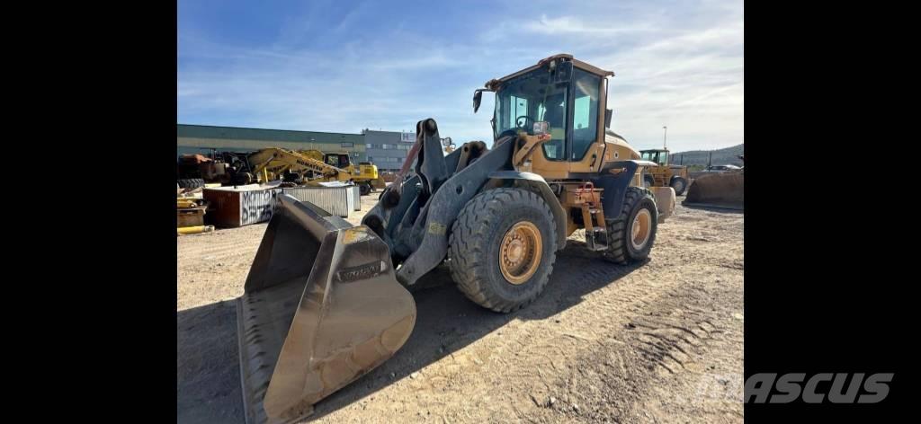 Volvo L 90 H Gumikerekes homlokrakodók