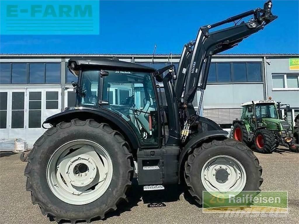 Valtra g135v 1b9 Traktorok