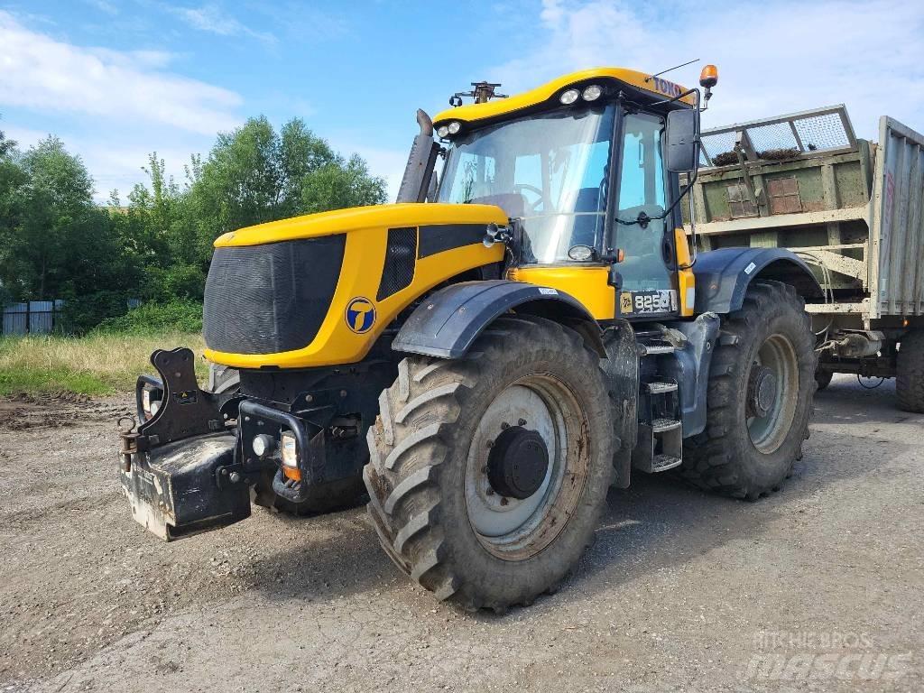 JCB Fastrac 8250 Traktorok