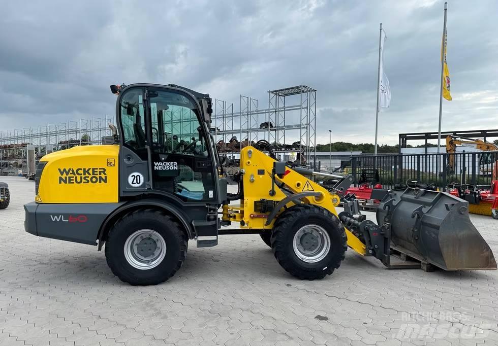 Wacker Neuson WL 60 Gumikerekes homlokrakodók