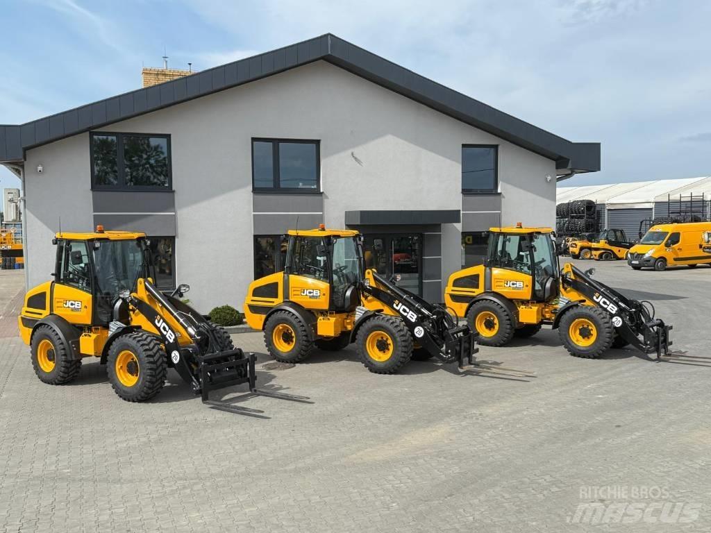 JCB 409 Gumikerekes homlokrakodók