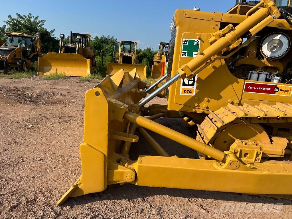 CAT D7G lánctalpas dózerek
