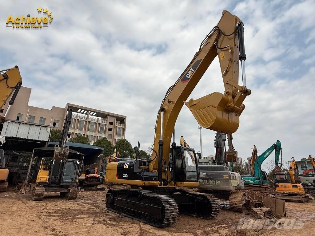 CAT 330D2 Lánctalpas kotrók